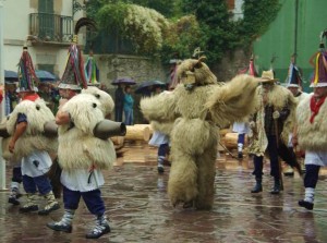 Карнавальное шествие на севере Испании